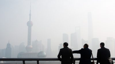 В Китае загрязнены более 90% городов