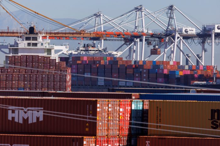 Монополия Пекина на производство грузовых контейнеров ставит под угрозу глобальную цепочку поставок