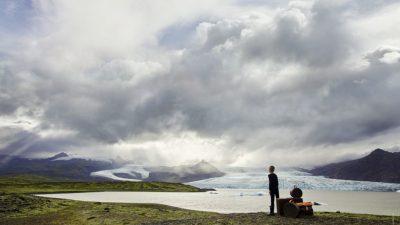 Завораживающая красота Исландии – звёзды новой кампании Louis Vuitton Art of Travel