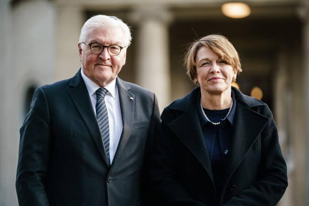 Президент Германии Франк-Вальтер Штайнмайер и его жена Эльке Бюденбендер. Фото: Clemens Bilan - Pool / Getty Images
 | Epoch Times Media