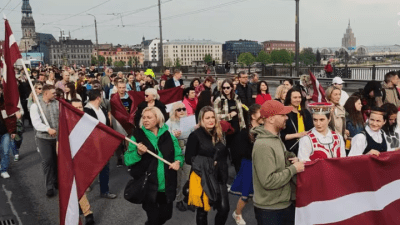 В Риге устроили шествие «За освобождение от советского наследия»