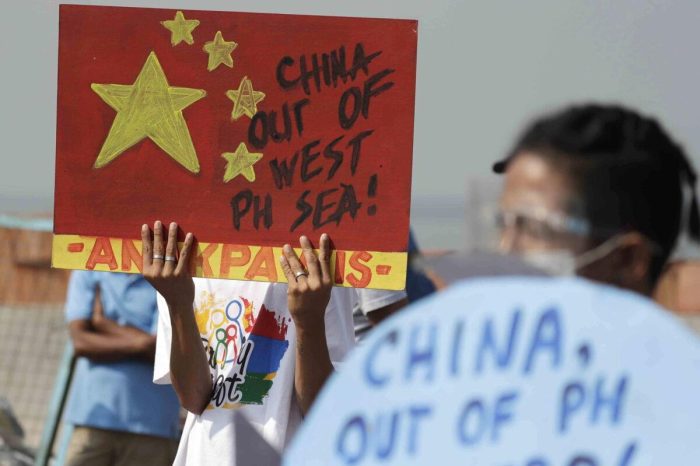 Китай усилил пропаганду в отношении COVID-19, Южно-Китайского моря и иностранных инвестиций