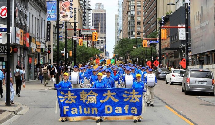 Почему американцы должны обратить внимание на тяжелое положение Фалуньгун