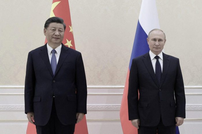 Малозаметный визит: Россия опубликовала заявление китайского чиновника в свою поддержку, но государственные СМИ Китая хранят молчание